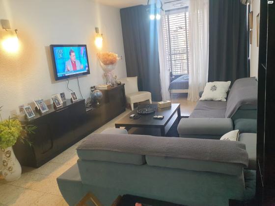 יחזקאל דנין 3 (מרכז)