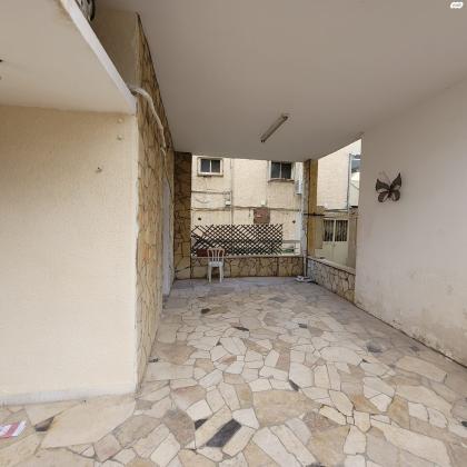 הרב קוק (מוצקין הותיקה)