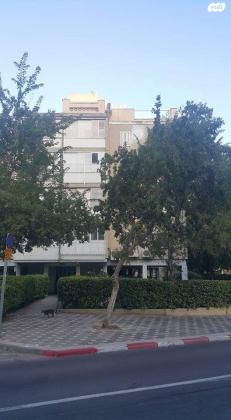 רמת הגולן (קריית שרת)