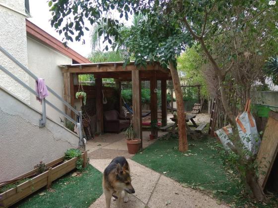 ה' באייר (גבעת אולגה)