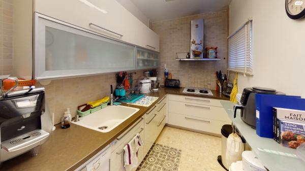 הנשיא יצחק בן צבי (הרצליה פיתוח)