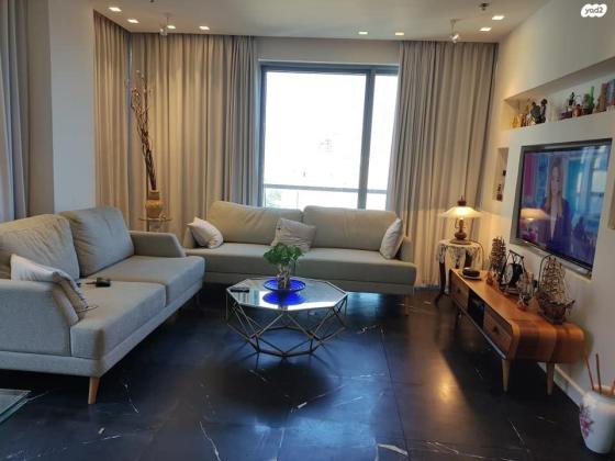 הרי הגלעד (הבורסה)