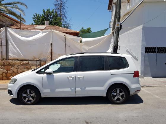 סיאט אלהמברה (2014)