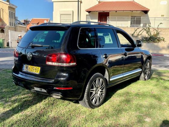 פולקסווגן טוארג (2010)