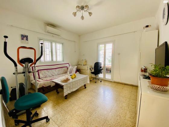 די רוסי (קרית שלום)