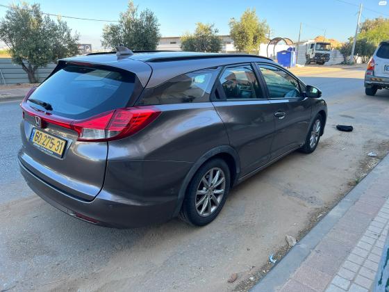 הונדה סיוויק סטיישן (2015)