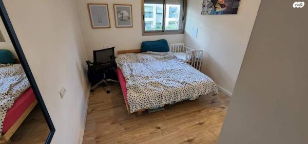 אלכסנדר סשה ארגוב 21 (המשתלה)