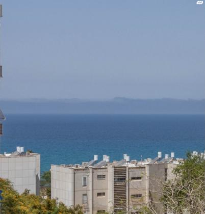 החיננית (שער העליה)