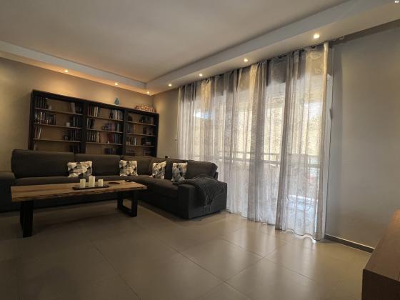 הרב נריה 15 (נאות שקמה)