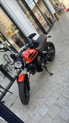 דוקאטי סקרמבלר 400 (2016)