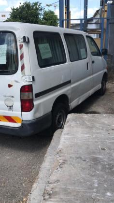 טויוטה הייאס קצר (2003)