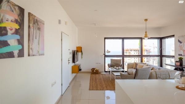 יוחנן הסנדלר 6 (מתחם קוממיות)