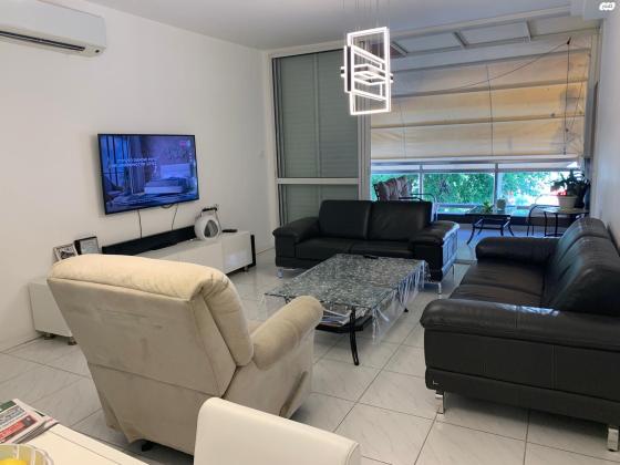 קרית שמונה (קריית שרת)