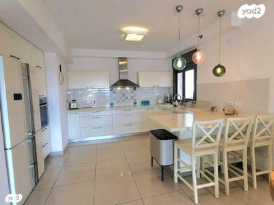 משה שמיר 3 (נווה גן)