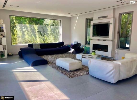 שלמה המלך (הרצליה פיתוח)