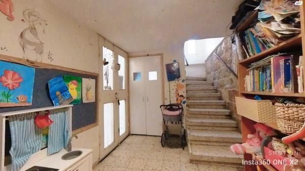 חולדה הנביאה 10 (מורשה)