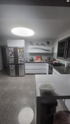 שפרינצק 17 (נווה זית)