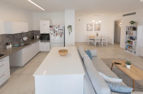 בבה אידלסון