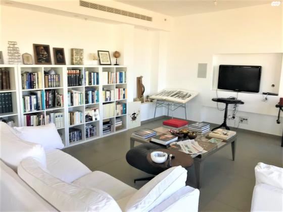 אלוף קלמן מגן (הקריה)