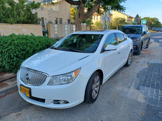 ביואיק לה קרוס (2012)