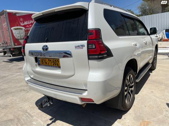 טויוטה לנד קרוזר ארוך (2022)