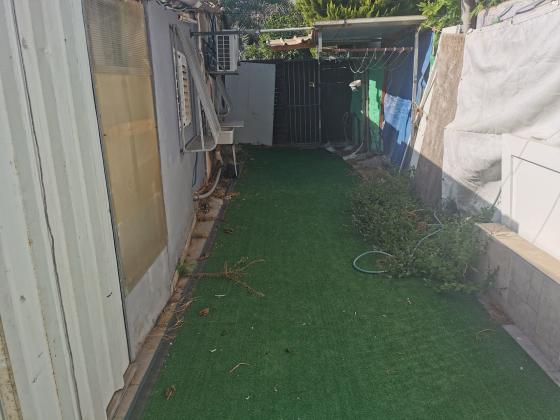 שדרות ששת הימים 6 (ניר אביב)