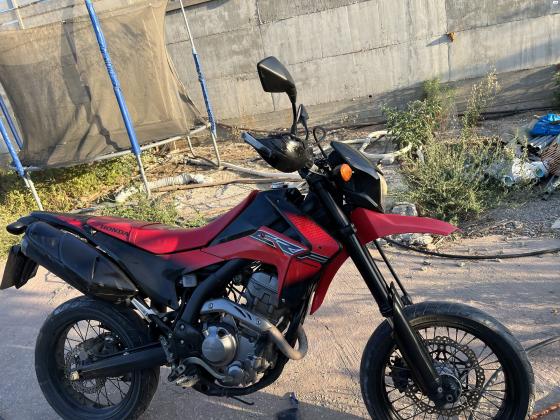 הונדה CRF250M (2015)
