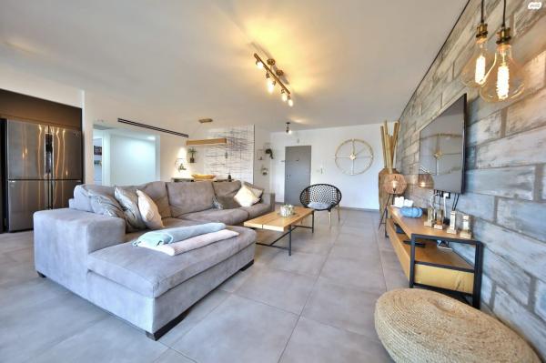 עוזי חיטמן 19 (משכנות אומנים (כורדני))