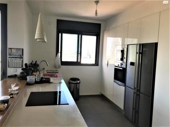 אלוף קלמן מגן (הקריה)