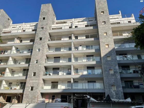 מעפילי אגוז 88 (נוה חן)