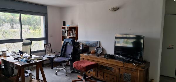 אברהם שטרן 10 (קרית היובל)