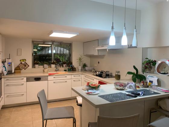 יחיאל דב דרזנר (רמת אביב ג)