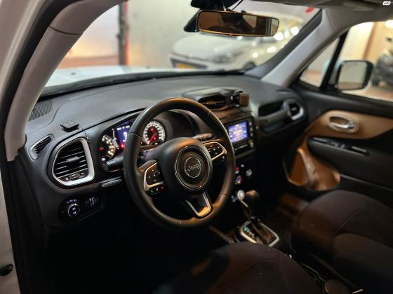 ג'יפ / Jeep רנגייד (2018)