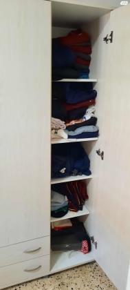 ארון בגדים אייס כחדש3 דלתות2