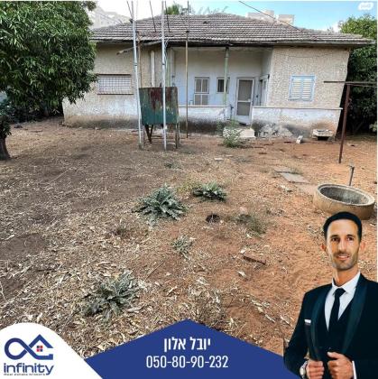 האחים ישראלית