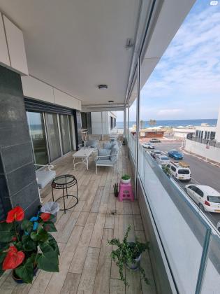 המעפילים 14 (מרכז העיר)