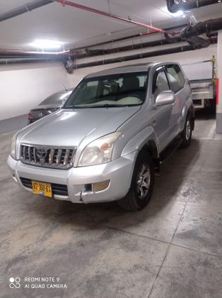 טויוטה לנד קרוזר קצר (2008)