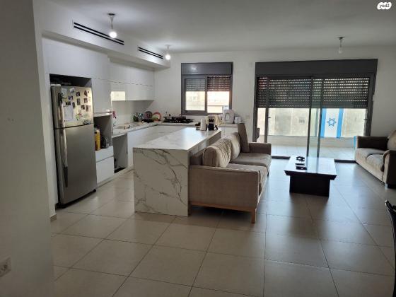 כינור 32 (הקריה)