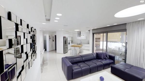 מבצע דקל 14 (נווה גן)