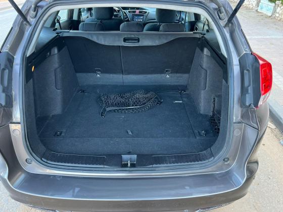 הונדה סיוויק סטיישן (2015)