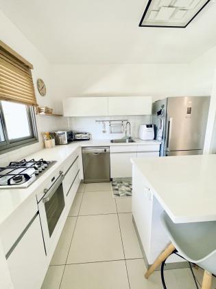 יעל רום 6 (אם המושבות)