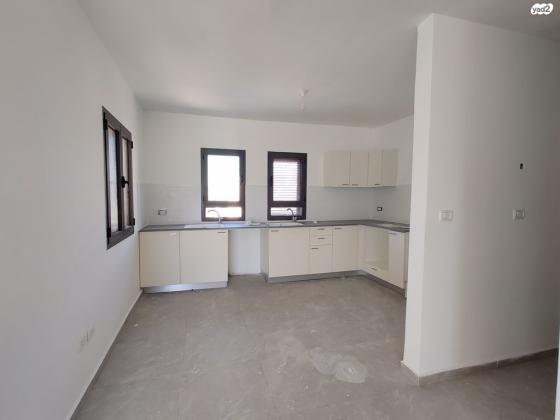 שטרנהארץ (עג'מי)