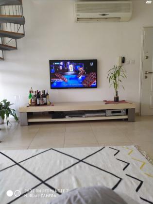 שטיח צמר מלא מעוצב הכולל