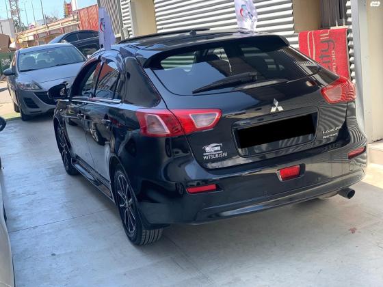 מיצובישי לנסר ספורטבק (2017)