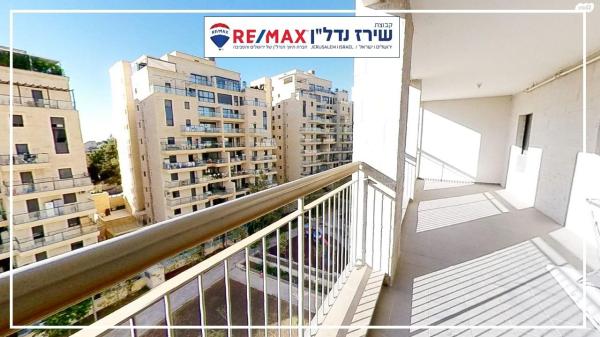 משה זילברג 28 (רמת שרת)