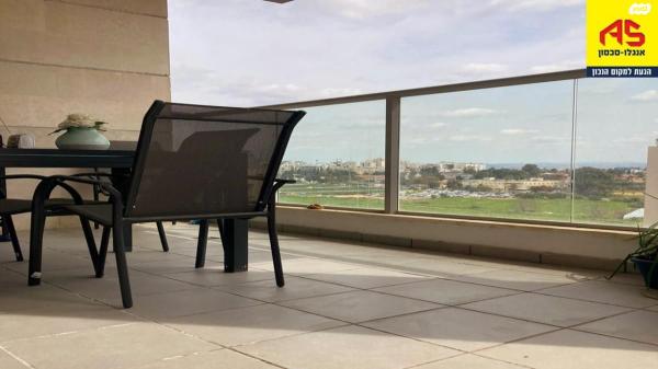 סמטת נוגה 8 (הדר)