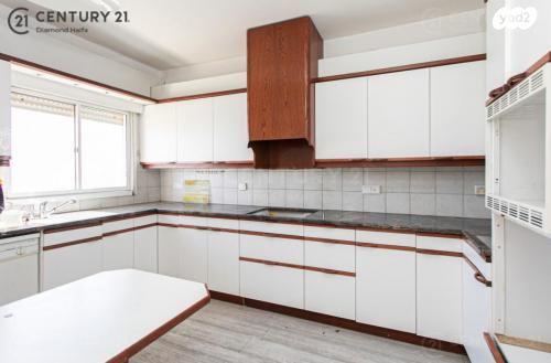 יעקב טהון (רמת גולדה)