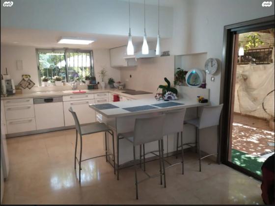 יחיאל דב דרזנר (רמת אביב ג)