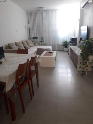 החלוצים 12 (עמידר;ניצנה)