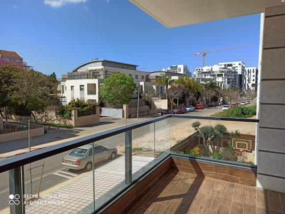 יעקב דורי 10 (הרצליה הירוקה)